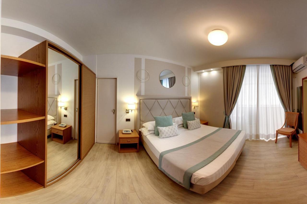 Raffaelli Park Hotel Forte dei Marmi Szoba fotó
